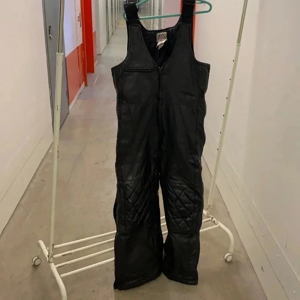 Genuine leather  snowpants zero zone women‎ size Medium